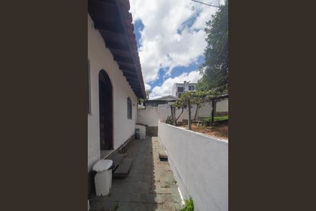 Casa para alugar com 311m², 3 quartos e 1 vagaQuintal