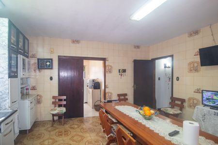 Casa para alugar com 311m², 3 quartos e 1 vagaCozinha 2