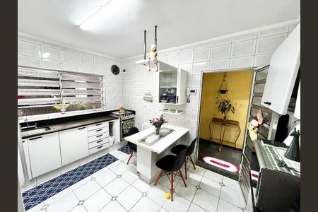 Casa à venda com 200m², 3 quartos e 2 vagas Casa à venda com 200m², 3 quartos e 2 vagasCozinha