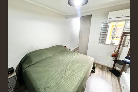 Casa à venda com 200m², 3 quartos e 2 vagas Casa à venda com 200m², 3 quartos e 2 vagasQuarto Suíte 3