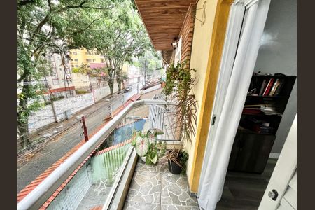 Casa à venda com 200m², 3 quartos e 2 vagas Casa à venda com 200m², 3 quartos e 2 vagas Varanda da Suíte 2