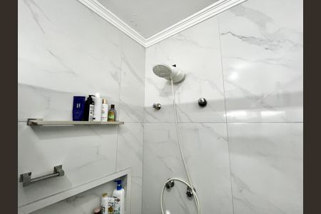 Casa à venda com 200m², 3 quartos e 2 vagas Casa à venda com 200m², 3 quartos e 2 vagasBanheiro da Suíte 3