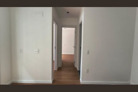 Sala de apartamento para alugar com 2 quartos, 45m² em Recreio dos Bandeirantes, Rio de Janeiro