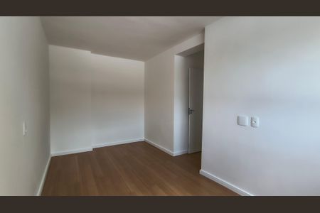 Quarto 1 de apartamento para alugar com 2 quartos, 45m² em Recreio dos Bandeirantes, Rio de Janeiro