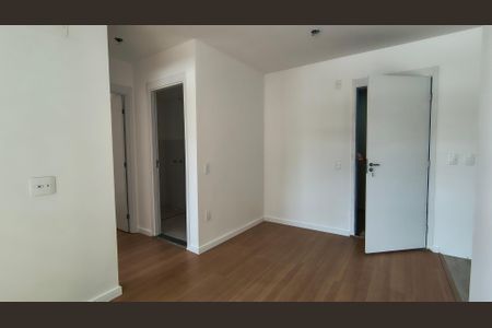 Sala de apartamento para alugar com 2 quartos, 45m² em Recreio dos Bandeirantes, Rio de Janeiro