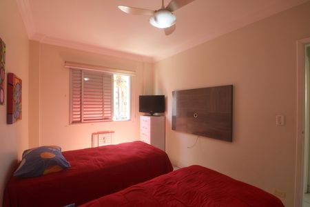 Apartamento para alugar com 76m², 2 quartos e 1 vagaQuarto