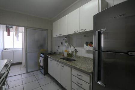 Apartamento para alugar com 76m², 2 quartos e 1 vagaCozinha