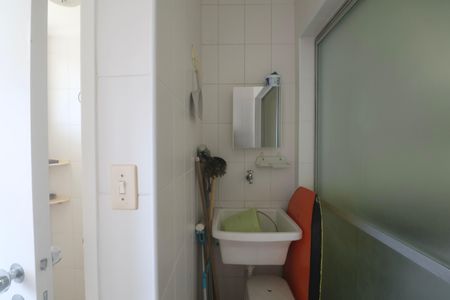 Apartamento para alugar com 76m², 2 quartos e 1 vagaÁrea de Serviço