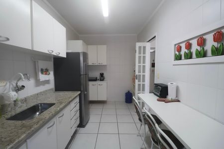 Apartamento para alugar com 76m², 2 quartos e 1 vagaCozinha