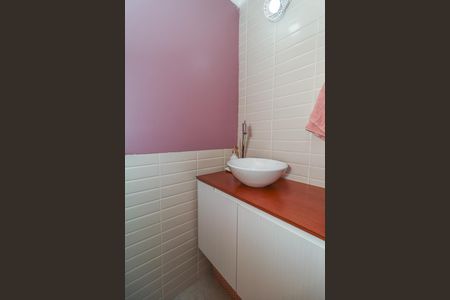 Apartamento para alugar com 80m², 2 quartos e 1 vagaLavabo