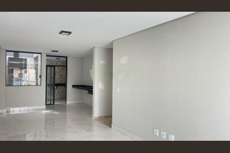 Casa à venda com 3 quartos, 138m² em Cidade Patriarca, São Paulo