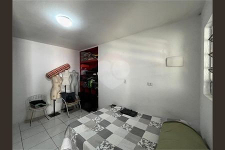 Casa à venda com 5 quartos, 125m² em Jardim Maria Duarte, São Paulo