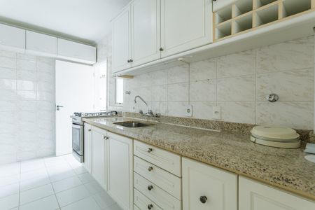 Apartamento à venda com 73m², 2 quartos e 1 vagaCozinha