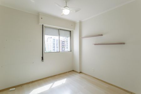 Quarto 1 de apartamento à venda com 2 quartos, 73m² em Indianópolis, São Paulo