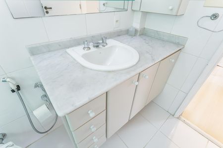 Apartamento à venda com 73m², 2 quartos e 1 vagaBanheiro