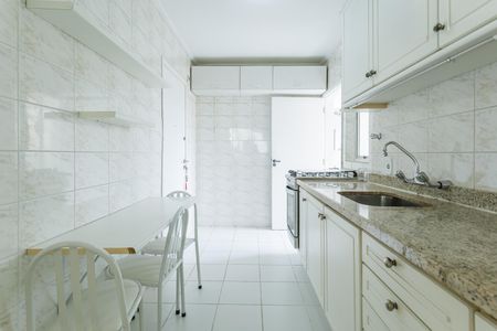 Apartamento à venda com 73m², 2 quartos e 1 vagaCozinha