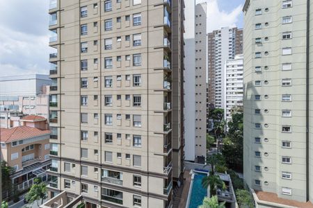 Vista de apartamento à venda com 2 quartos, 73m² em Indianópolis, São Paulo