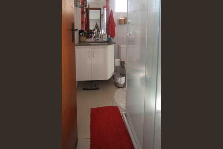 Apartamento à venda com 51m², 2 quartos e 1 vaga Apartamento à venda com 51m², 2 quartos e 1 vagaBanheiro