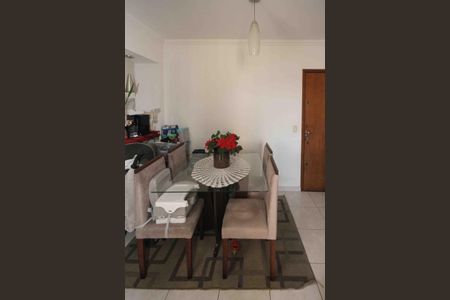 Apartamento à venda com 51m², 2 quartos e 1 vaga Apartamento à venda com 51m², 2 quartos e 1 vagaSala de jantar