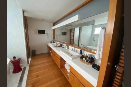 Apartamento à venda com 489m², 3 quartos e 4 vagas