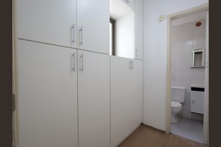 Apartamento para alugar com 110m², 3 quartos e 2 vagasQuarto de Serviço