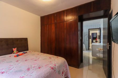 Casa para alugar com 80m², 2 quartos e 2 vagasQuarto 2