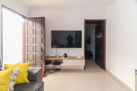 Sala de casa para alugar com 2 quartos, 80m² em Jardim Arpoador, São Paulo