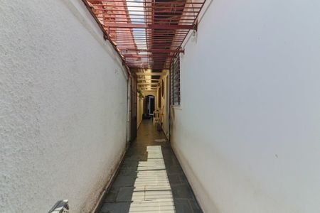 Casa para alugar com 80m², 2 quartos e 2 vagasLavanderia