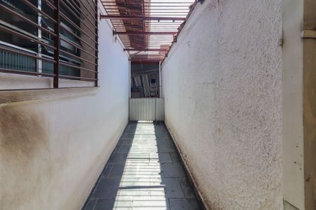 Casa para alugar com 80m², 2 quartos e 2 vagasQuintal