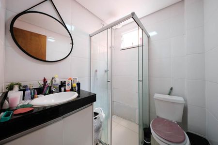 Banheiro de apartamento para alugar com 1 quarto, 24m² em Vila Santa Teresa (zona Leste), São Paulo