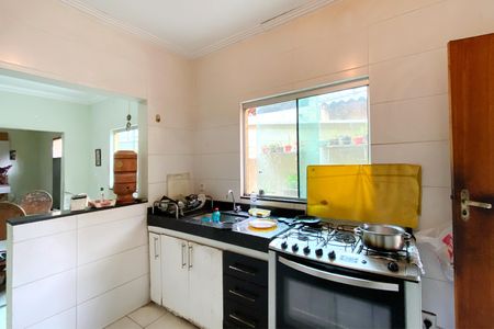 Casa à venda com 280m², 3 quartos e 1 vagaCozinha