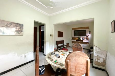 Casa à venda com 280m², 3 quartos e 1 vagaSala de Jantar