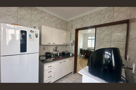 Apartamento à venda com 92m², 3 quartos e 2 vagas Apartamento à venda com 92m², 3 quartos e 2 vagasCozinha