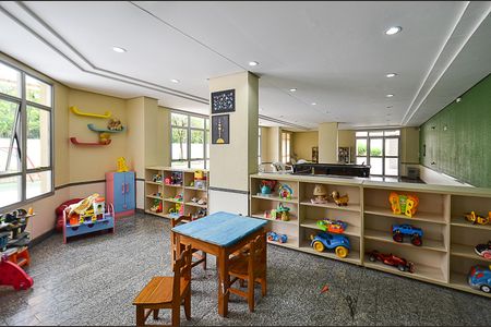 Area comum de apartamento para alugar com 4 quartos, 110m² em Ipiranga, Belo Horizonte
