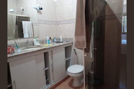 Casa à venda com 4 quartos, 500m² em Várzea das Moças, Niterói