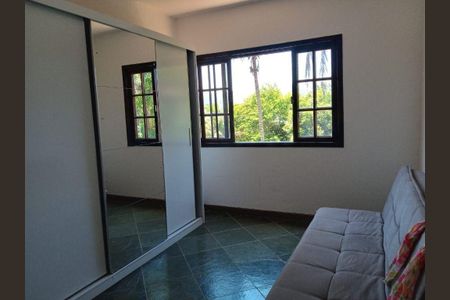 Casa à venda com 4 quartos, 500m² em Várzea das Moças, Niterói