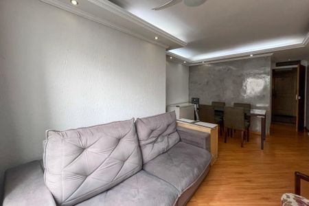 Sala de apartamento à venda com 3 quartos, 68m² em Jardim Santa Emilia, São Paulo