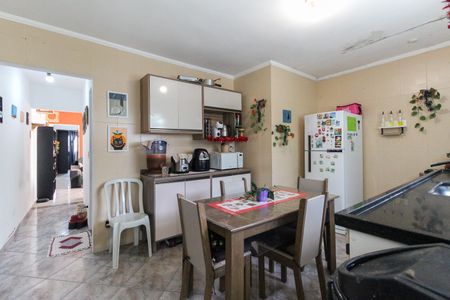 Casa à venda com 118m², 2 quartos e 2 vagasCozinha