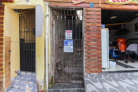 Casa à venda com 118m², 2 quartos e 2 vagasFachada Entrada 2