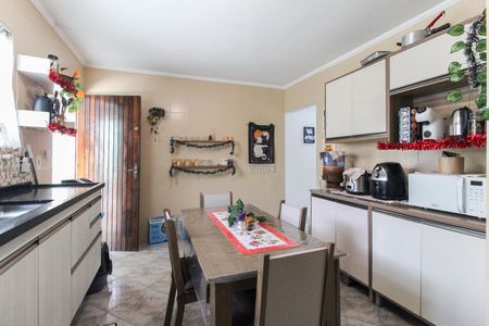 Casa à venda com 118m², 2 quartos e 2 vagasCozinha