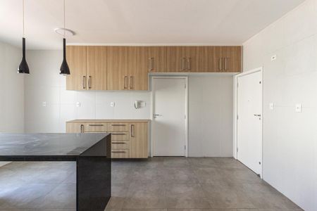 Apartamento para alugar com 192m², 3 quartos e 1 vaga Apartamento para alugar com 192m², 3 quartos e 1 vagaCozinha