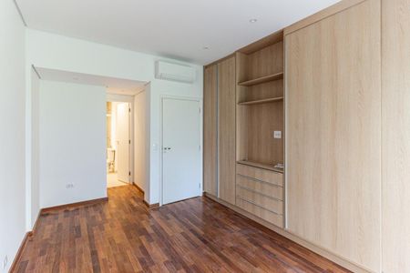 Apartamento para alugar com 192m², 3 quartos e 1 vaga Apartamento para alugar com 192m², 3 quartos e 1 vagaSuíte 2