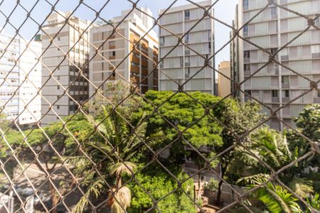 Apartamento para alugar com 192m², 3 quartos e 1 vaga Apartamento para alugar com 192m², 3 quartos e 1 vagaVista da Suíte 1