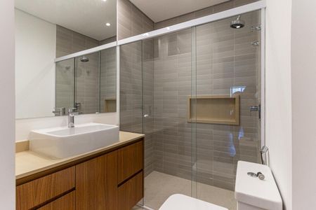 Apartamento para alugar com 192m², 3 quartos e 1 vaga Apartamento para alugar com 192m², 3 quartos e 1 vagaSuíte 2