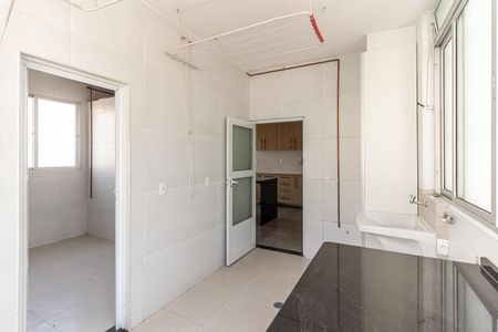 Apartamento para alugar com 192m², 3 quartos e 1 vaga Apartamento para alugar com 192m², 3 quartos e 1 vagaÁrea de Serviço