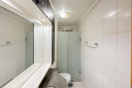 Apartamento à venda com 78m², 3 quartos e 2 vagasBanheiro Social