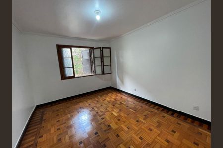 Casa à venda com 6 quartos, 300m² em Colégio Batista, Belo Horizonte