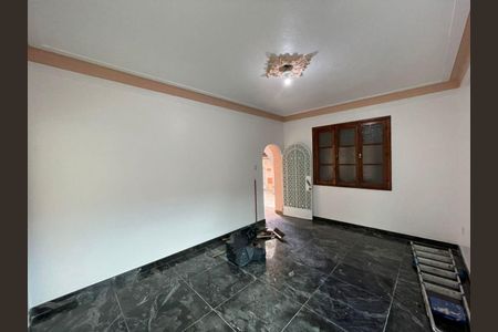 Casa à venda com 6 quartos, 300m² em Colégio Batista, Belo Horizonte