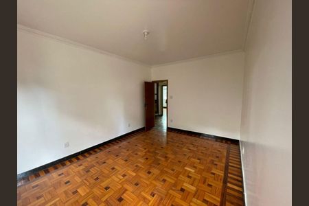 Casa à venda com 6 quartos, 300m² em Colégio Batista, Belo Horizonte