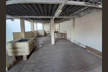 Casa à venda com 60m², 2 quartos e 1 vaga